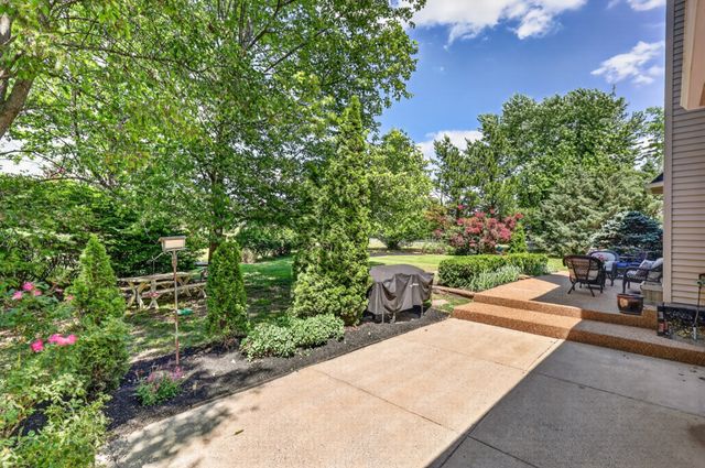 341 Bradshaw Rd, Lebanon, TN 37087