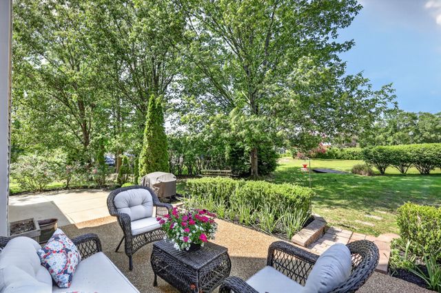 341 Bradshaw Rd, Lebanon, TN 37087