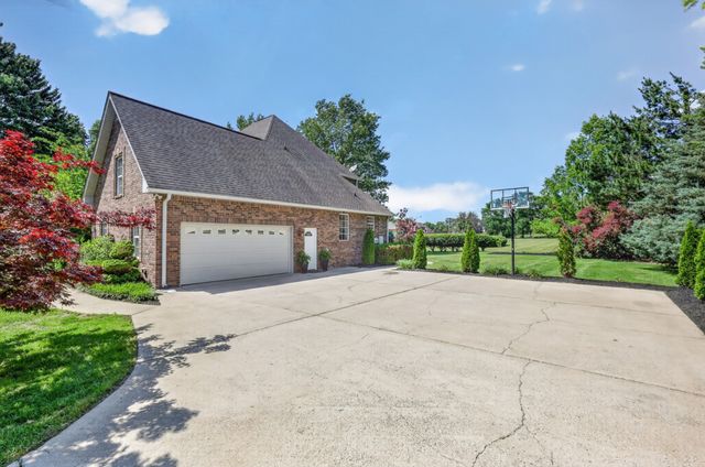 341 Bradshaw Rd, Lebanon, TN 37087