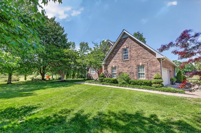 341 Bradshaw Rd, Lebanon, TN 37087