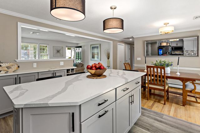 65 Kings Row Drive, East Dennis, MA 02641