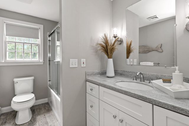 65 Kings Row Drive, East Dennis, MA 02641