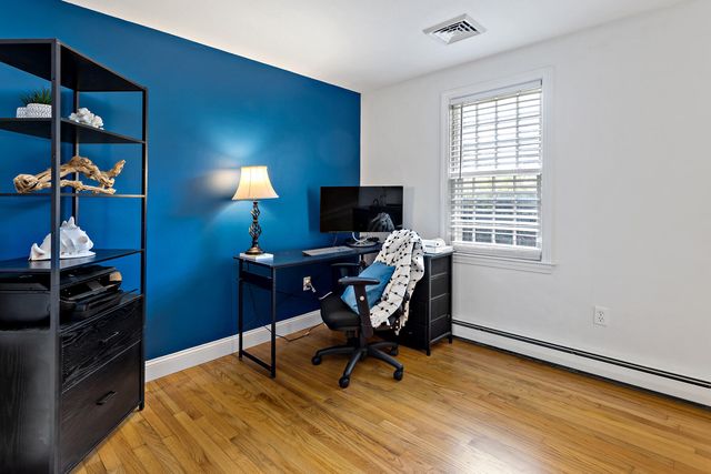 65 Kings Row Drive, East Dennis, MA 02641
