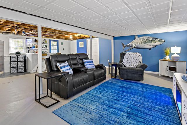65 Kings Row Drive, East Dennis, MA 02641