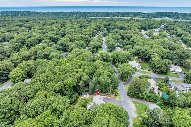 65 Kings Row Drive, East Dennis, MA 02641