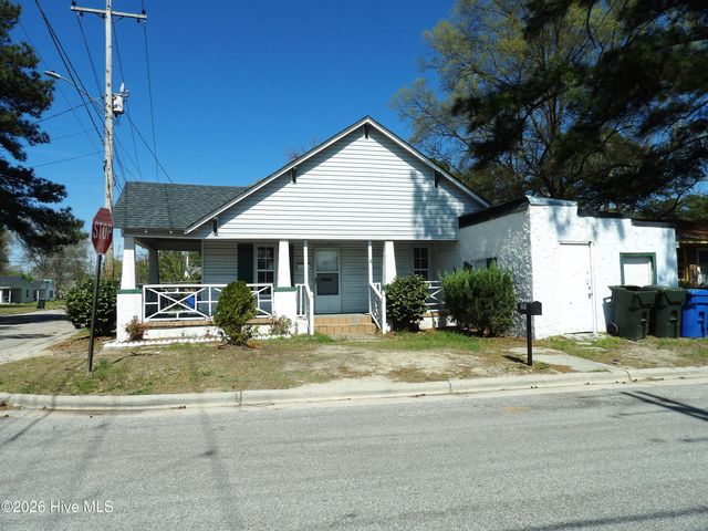 1201 Lincoln Street SE, Wilson, NC 27893