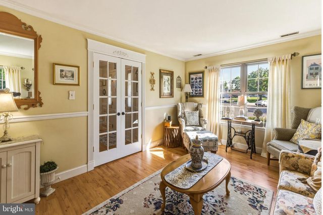 6 HEMLOCK CT, Blackwood, NJ 08012