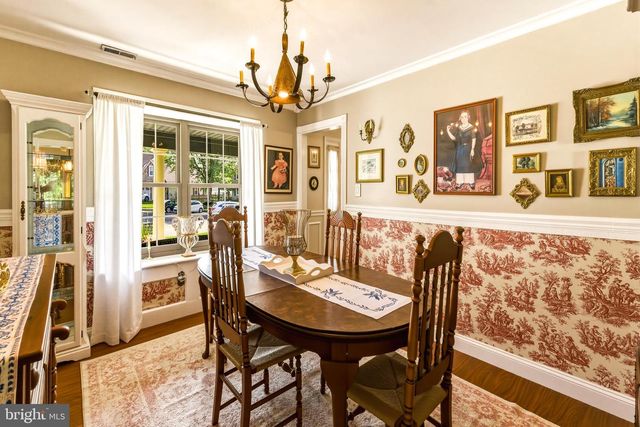 6 HEMLOCK CT, Blackwood, NJ 08012