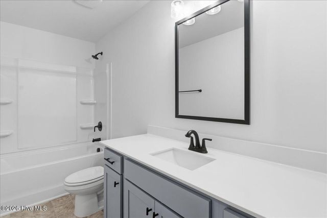 107 Manchester Court, La Grange, NC 28551