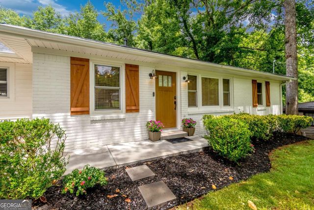 2093 Wildrose Drive, Decatur, GA 30032