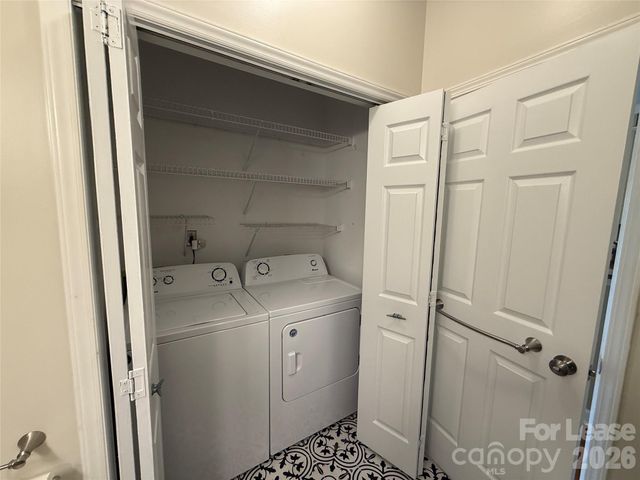 18009 Kings Point Drive M, Cornelius, NC 28031