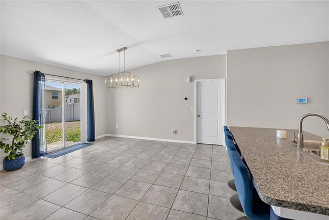 214 ENGLISH CHANNEL PLACE, Dover, FL 33527