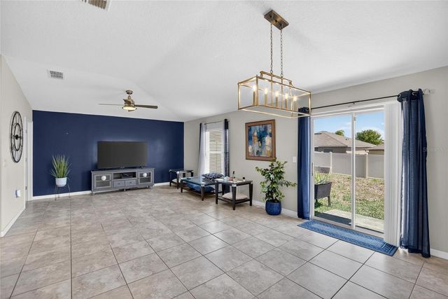 214 ENGLISH CHANNEL PLACE, Dover, FL 33527