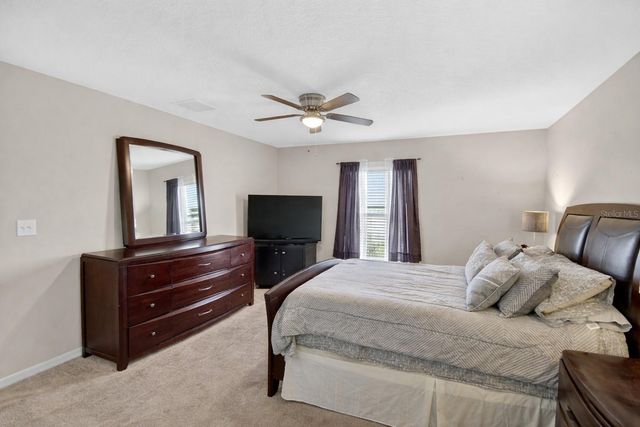 214 ENGLISH CHANNEL PLACE, Dover, FL 33527