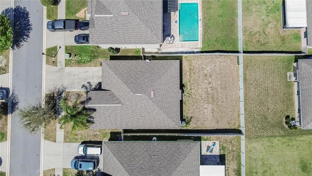 214 ENGLISH CHANNEL PLACE, Dover, FL 33527