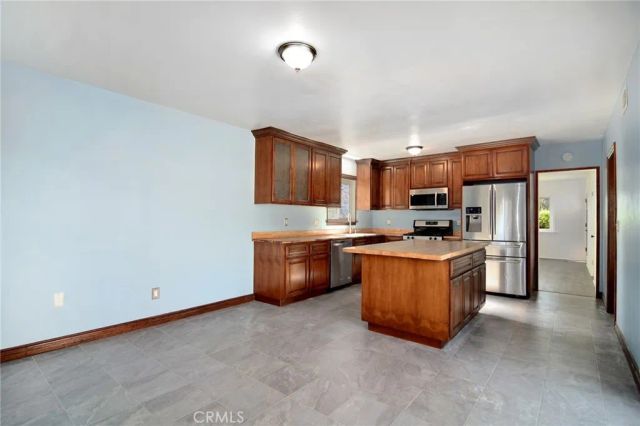 7746 Mclaren, West Hills, CA 91304