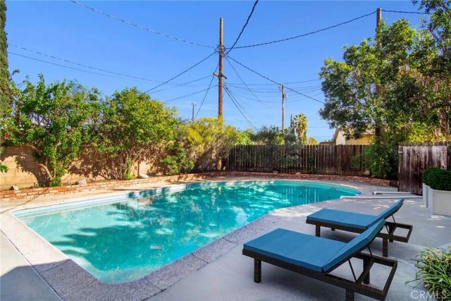 7746 Mclaren, West Hills, CA 91304