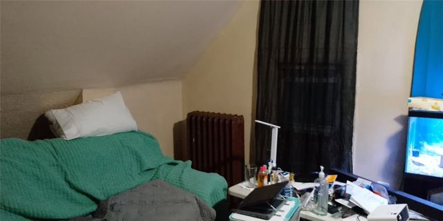 176 Gordon St, Edgewood, PA 15218