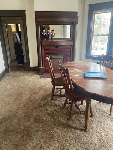 176 Gordon St, Edgewood, PA 15218