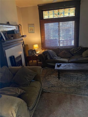 176 Gordon St, Edgewood, PA 15218