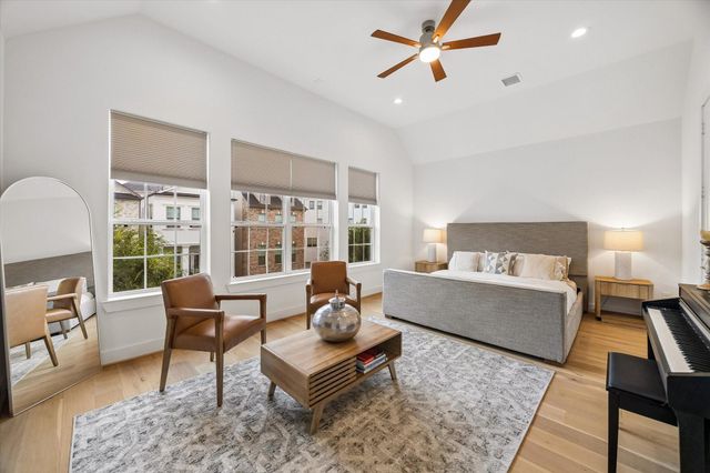 956 Dunleigh Meadows Lane, Houston, TX 77055