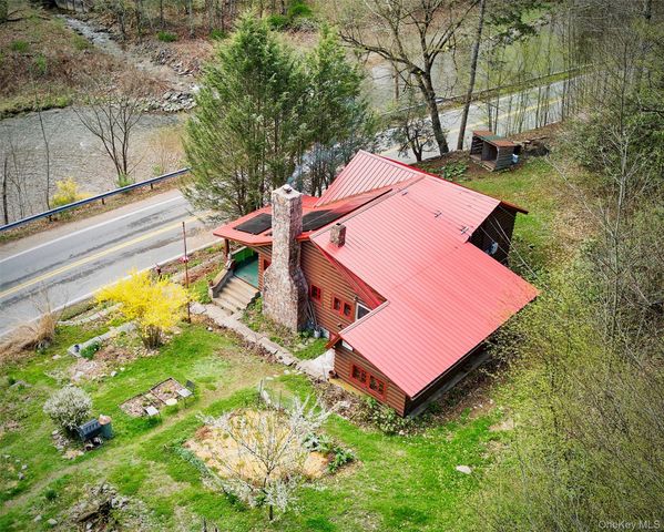 263 Sundown Road, Grahamsville, NY 12740