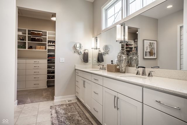 20062 Hampton Park Drive, Westfield, IN 46074