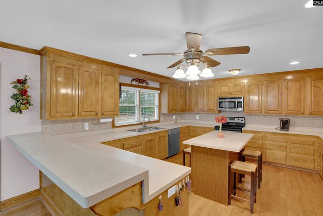 169 Gardners Farm Road, Swansea, SC 29160