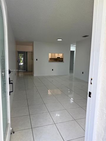 18423 NW 44th Pl, Miami Gardens, FL 33055