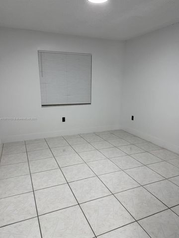 18423 NW 44th Pl, Miami Gardens, FL 33055