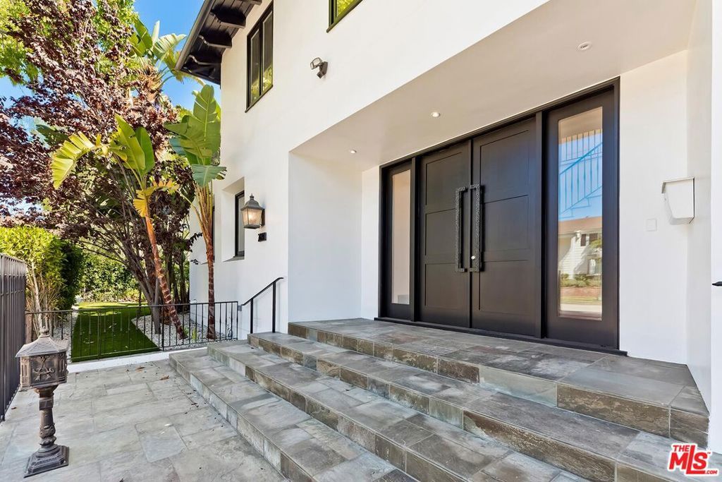 2890 Forrester Drive, Los Angeles, CA 90064 — photo 3