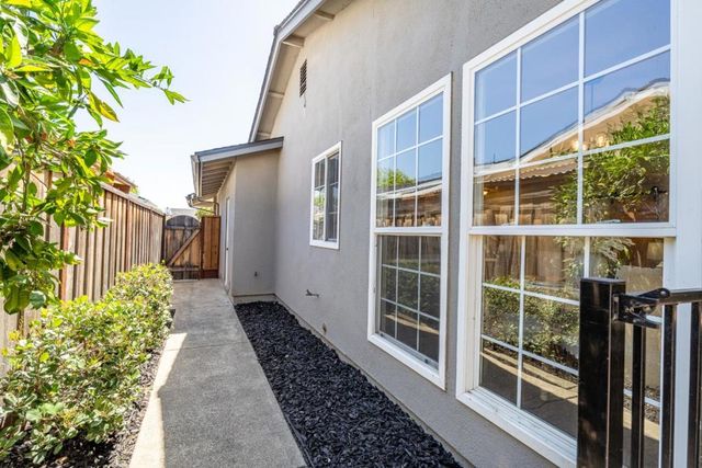 8273 Gaunt Avenue, Gilroy, CA 95020