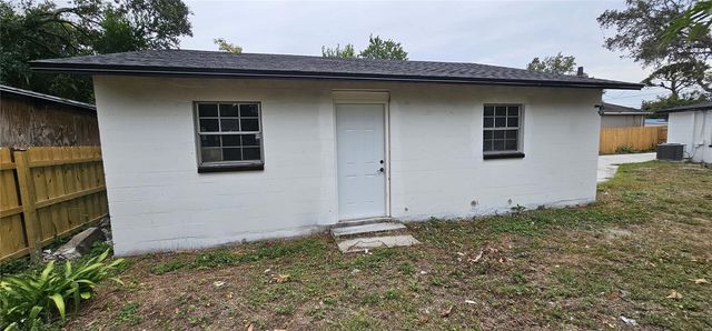 1506 E POINSETTIA AVENUE, Tampa, FL 33612