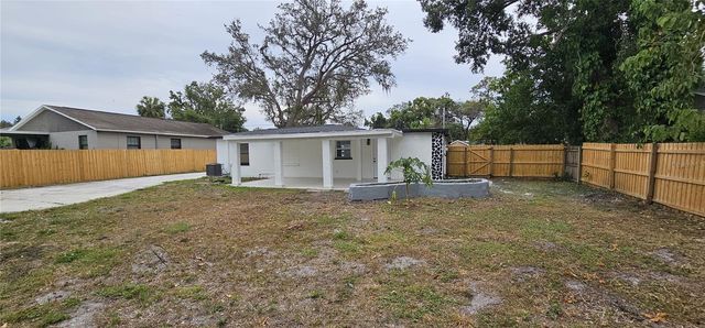1506 E POINSETTIA AVENUE, Tampa, FL 33612