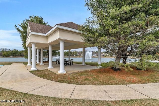 37 Lakeland Drive, Barnegat, NJ 08005