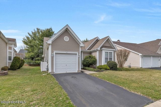 37 Lakeland Drive, Barnegat, NJ 08005
