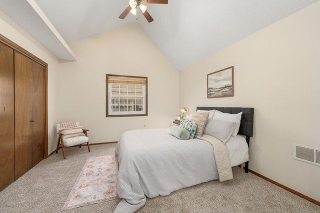 8910 E Creed St, Wichita, KS 67210