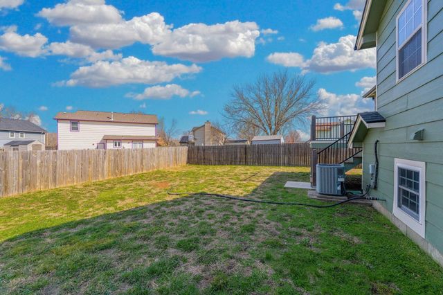 8910 E Creed St, Wichita, KS 67210