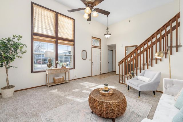 8910 E Creed St, Wichita, KS 67210