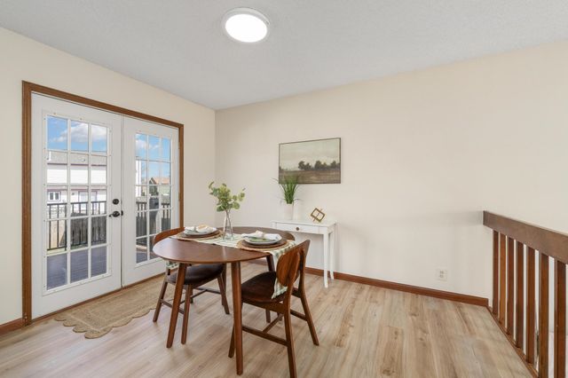 8910 E Creed St, Wichita, KS 67210