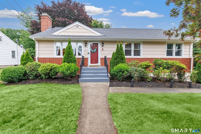 240 Blackhouse Road, Trumbull, CT 06611