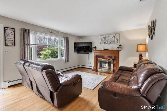 240 Blackhouse Road, Trumbull, CT 06611