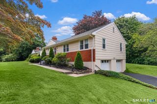 240 Blackhouse Road, Trumbull, CT 06611