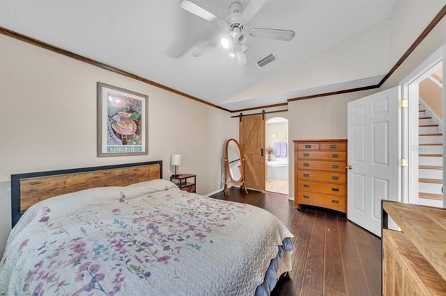 5833 MEADOWPARK PLACE, Lithia, FL 33547