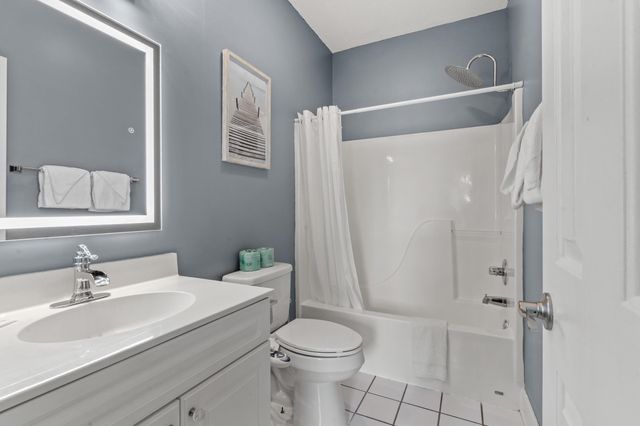 4787 Wild Iris Dr Apt 203, Myrtle Beach, SC 29577