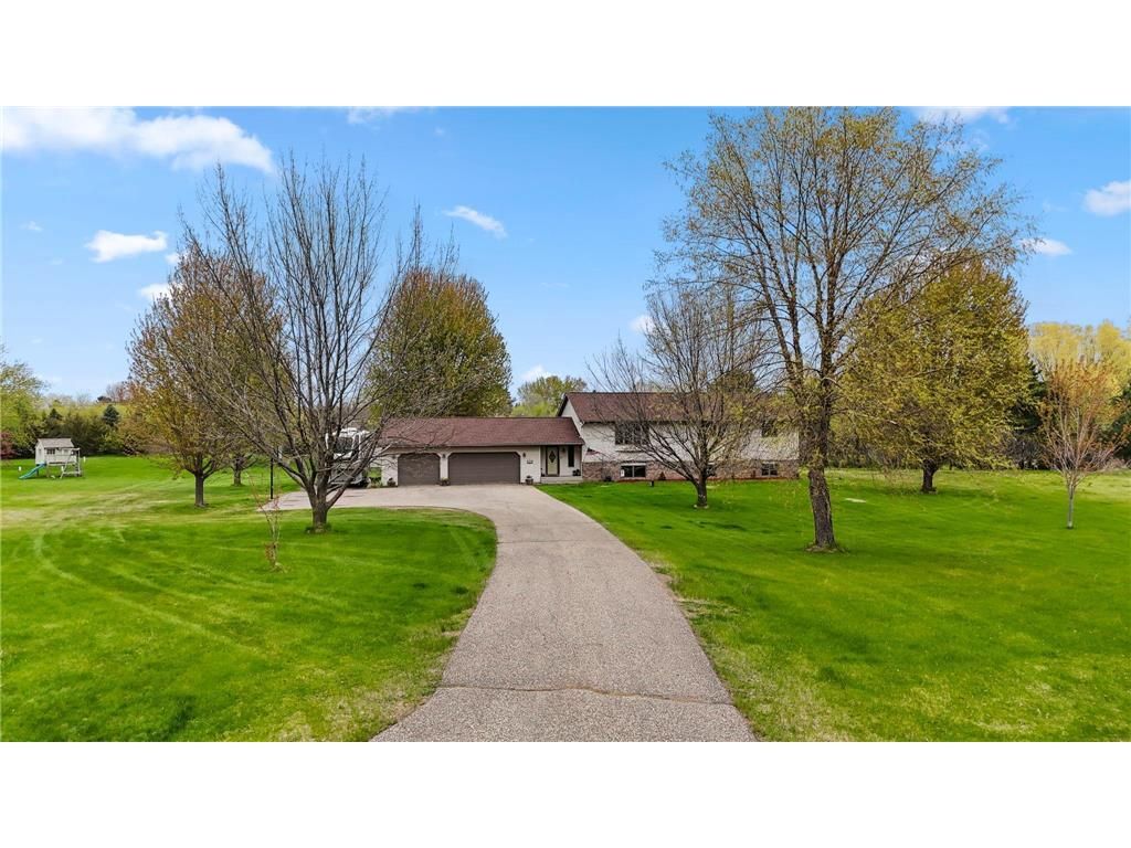 508 Little Orchard Road, Hudson, WI 54016