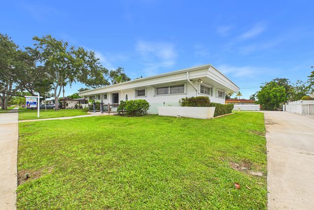 1719 N 44th Avenue, Hollywood, FL 33021