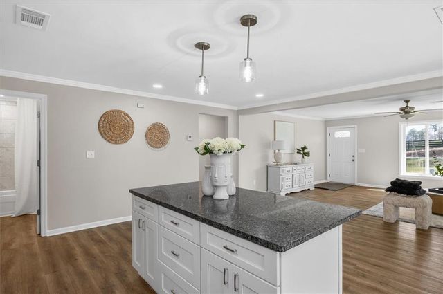 100 Fairview Road, Brooks, GA 30205