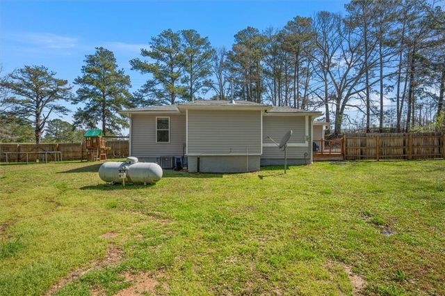 100 Fairview Road, Brooks, GA 30205