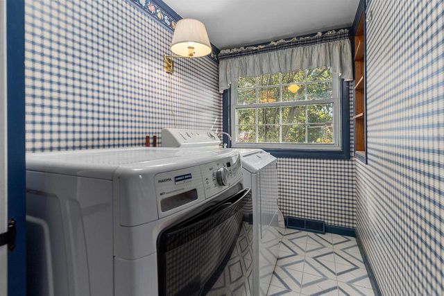 650 STEVENS STREET, Neenah, WI 54956